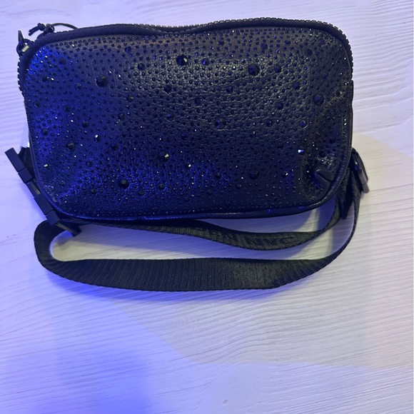 Madden NYC Black Leather Bag - Picture 2 of 5